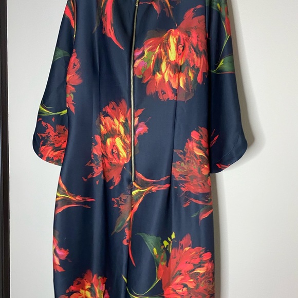 Melonie T long sleeve Floral print black dress with zipper back. NWT - Picture 5 of 8
